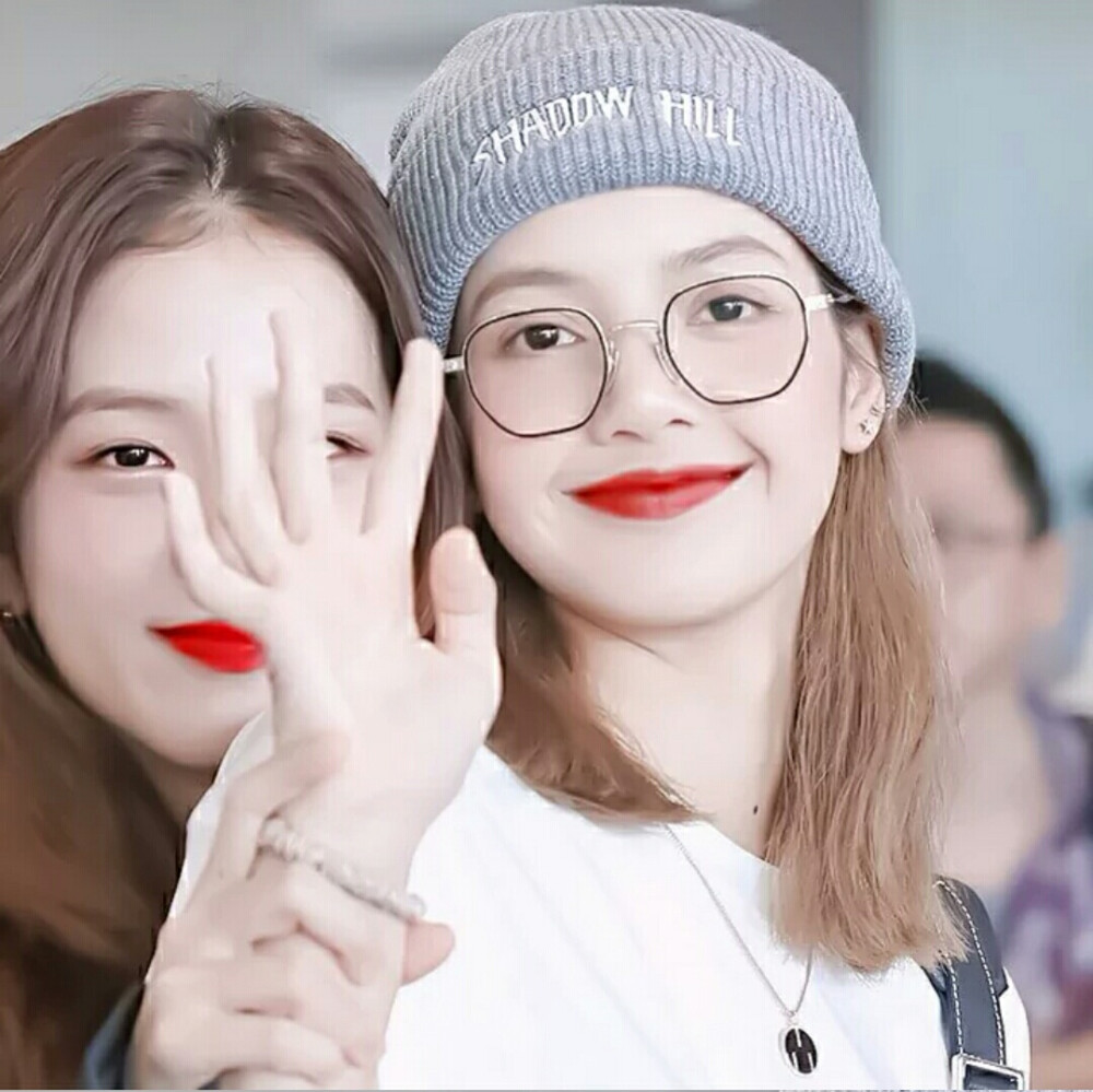 roséjisoolisa闺蜜头像