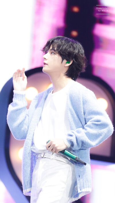 “爱就是要小心翼翼”——金泰亨