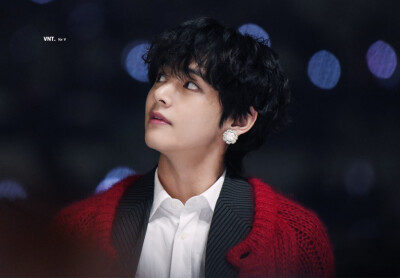 “爱就是要小心翼翼”——金泰亨