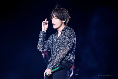 “爱就是要小心翼翼”——金泰亨