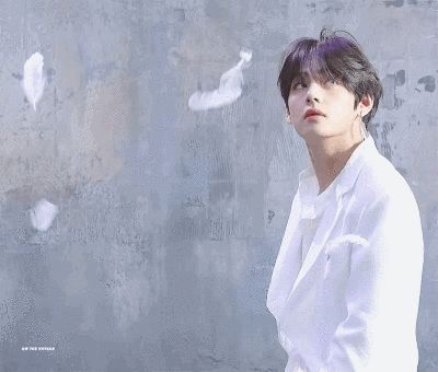 “爱就是要小心翼翼”——金泰亨