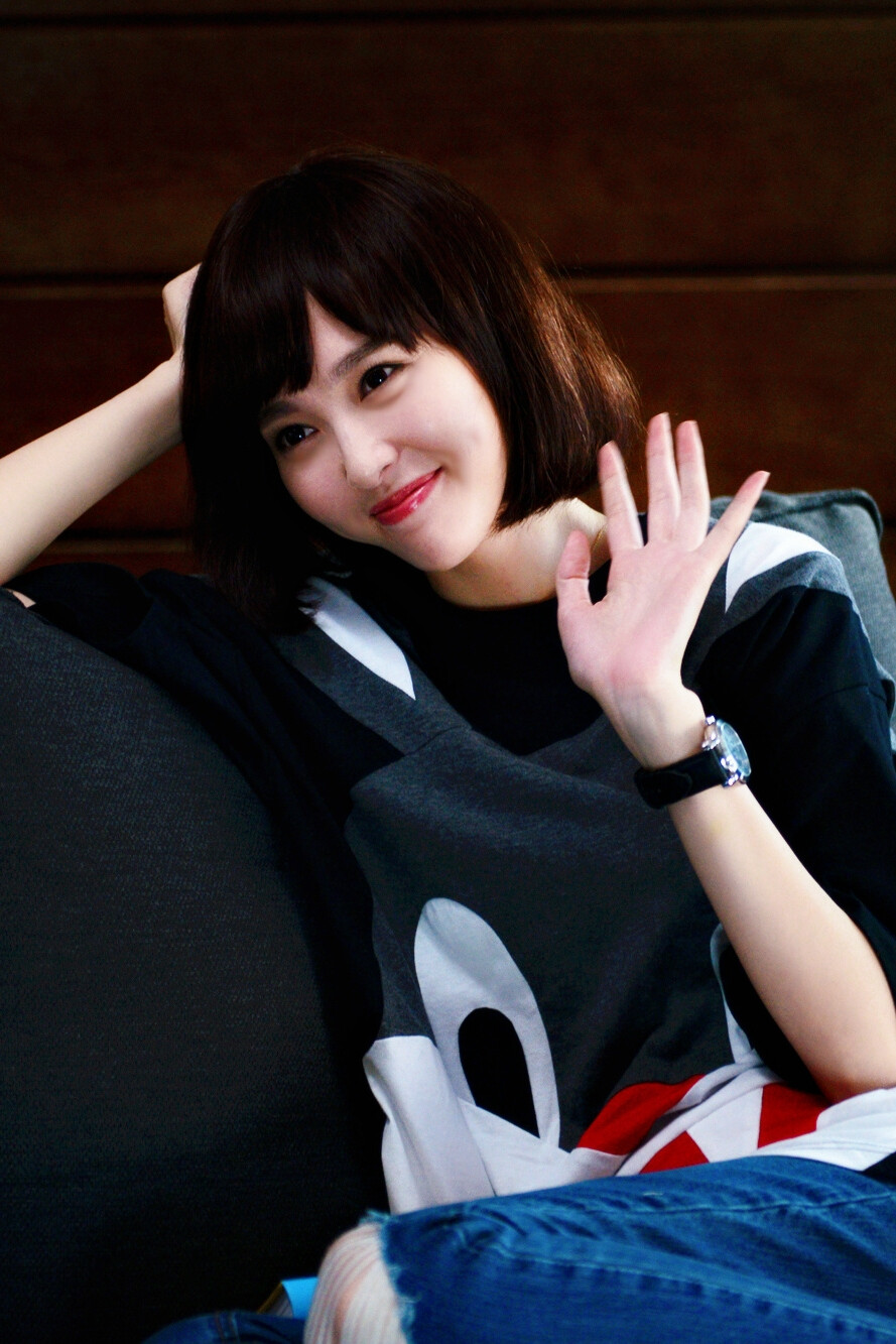 『何以笙箫默』
♡赵默笙
♀唐嫣