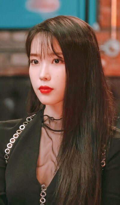 李知恩—IU