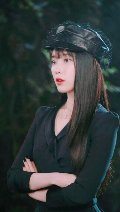 李知恩—IU