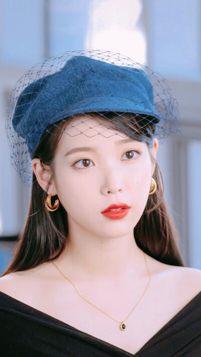 李知恩—IU