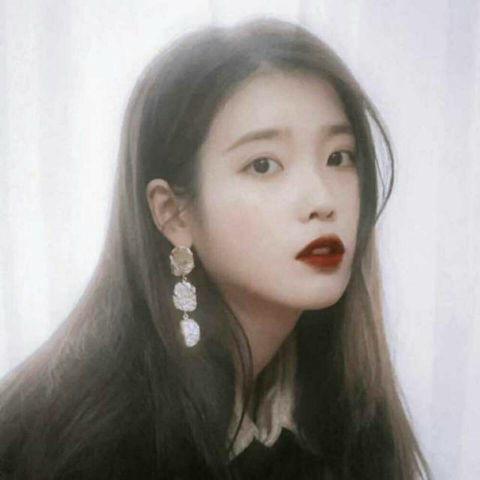 IU