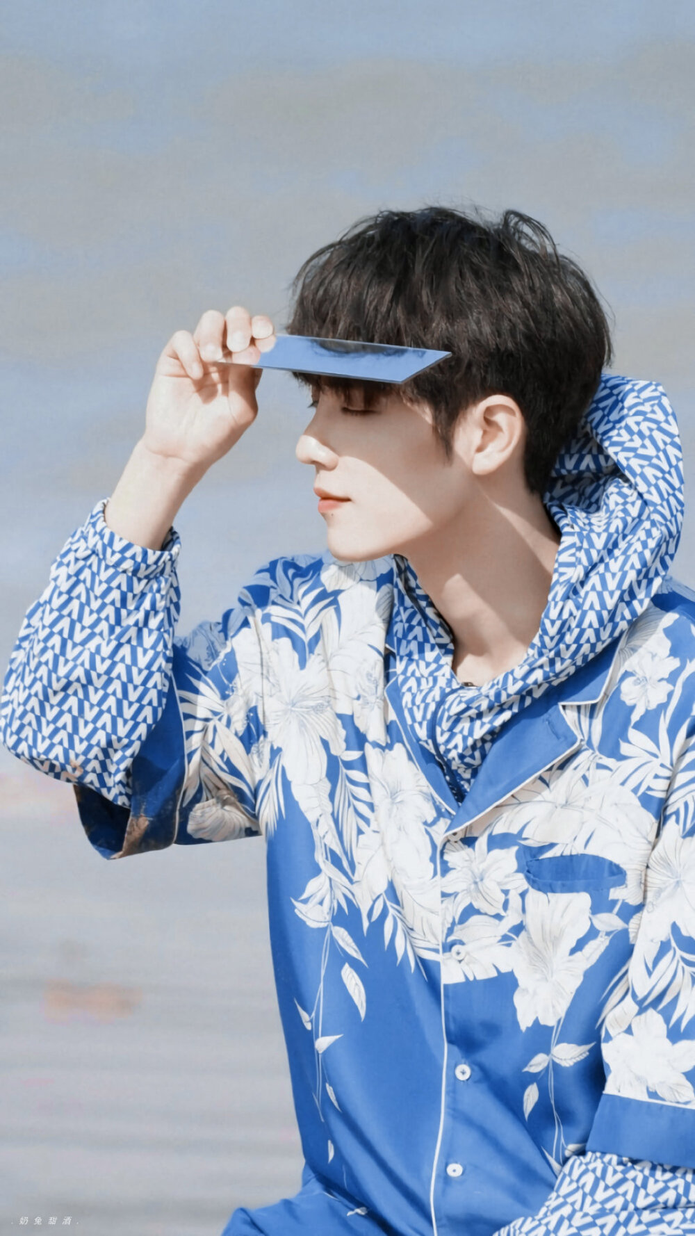 肖战|时尚cosmo cr.奶兔甜面