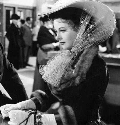 Hedy Lamarr ​​​
海蒂拉玛