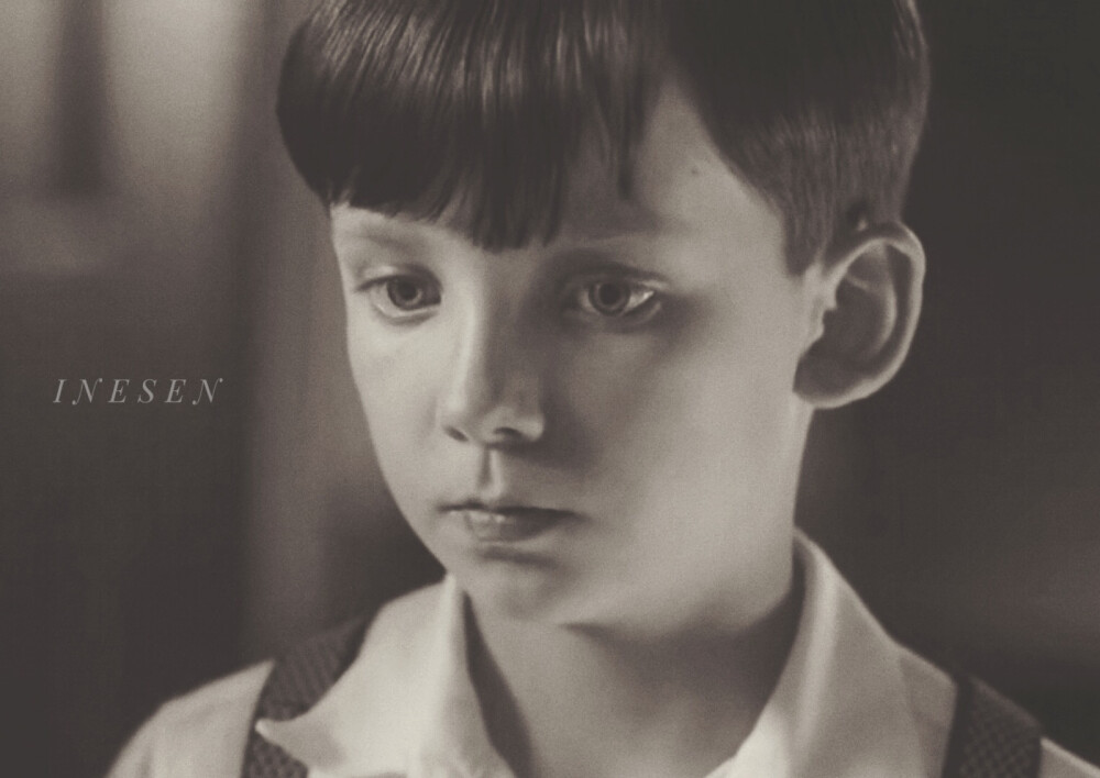 Asa Butterfield 