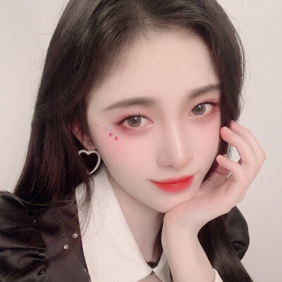 鞠婧祎头像
二传注明苏柒儿