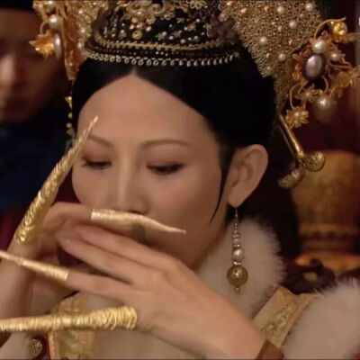 一个像夏天一个像秋天