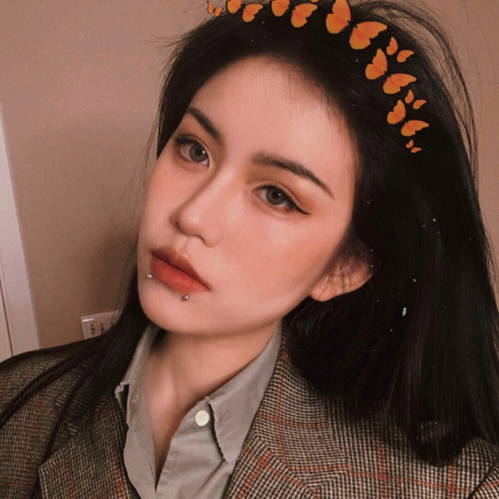 女头