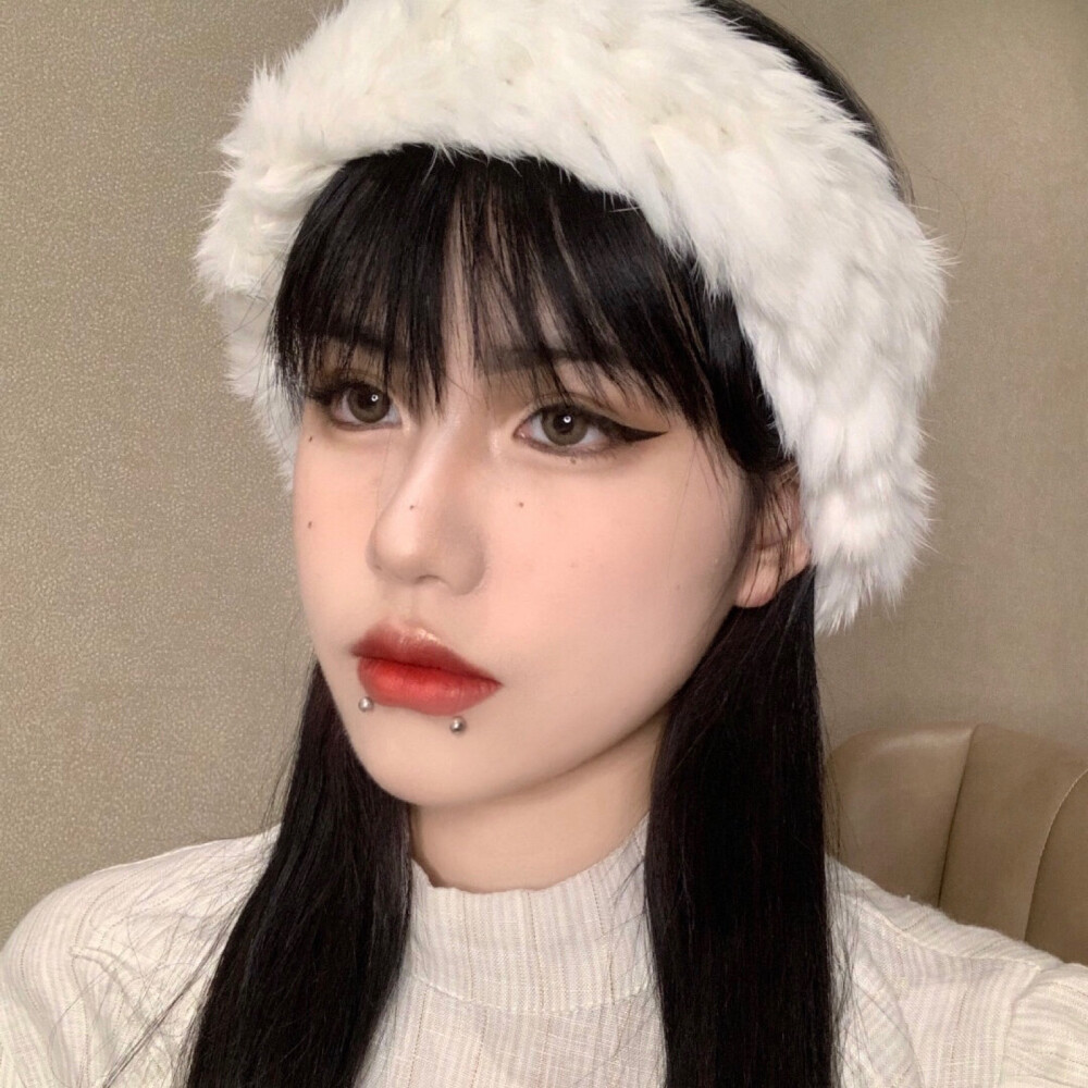 女头