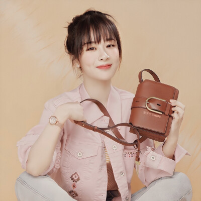 杨紫fossil全球代言人|温婉可人|cr兔子水手halo