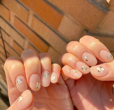 粉粉nails