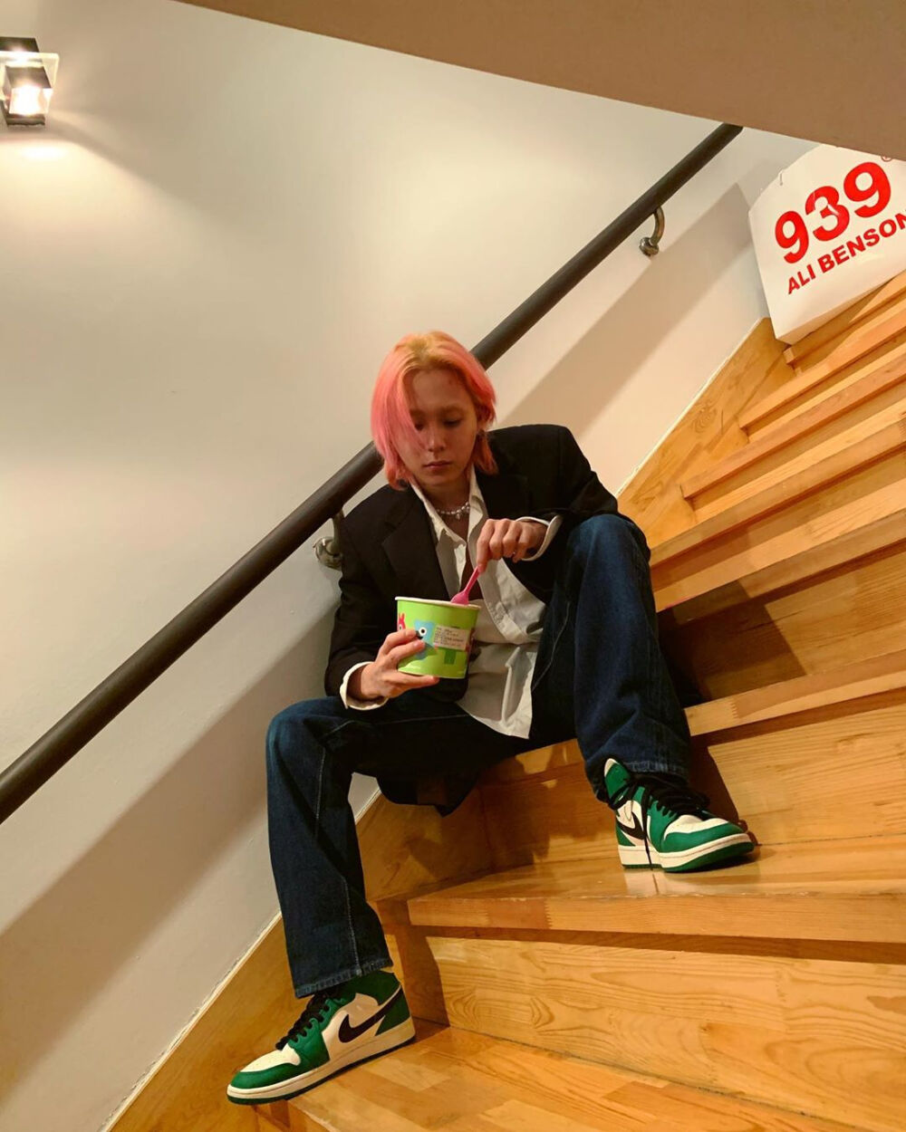 E'Dawn (이던) 