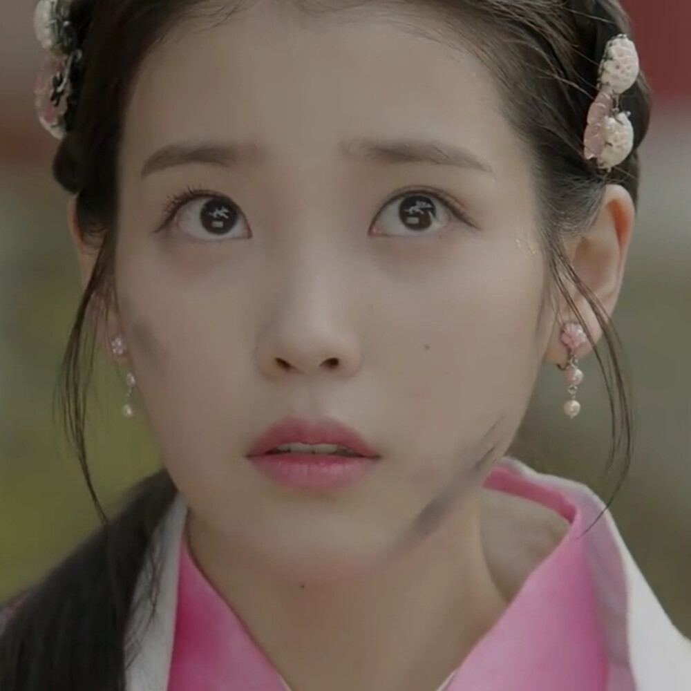 iu李知恩可二改顾雨曦