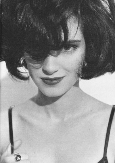 薇诺娜瑞德
Winona Ryder