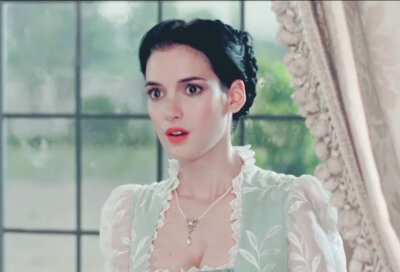 薇诺娜瑞德
winona Ryder