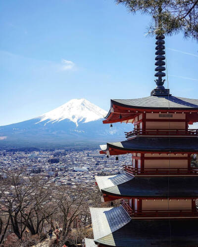 富士山
by Jae Min ​