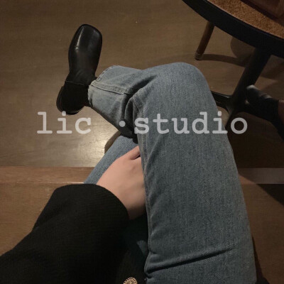 ⁄(⁄ ⁄ ⁄ω⁄ ⁄ ⁄)⁄☀️
将自己放足于各种可能，遍地开花、对未来的真正热爱 是把一切献给现在
Good morning