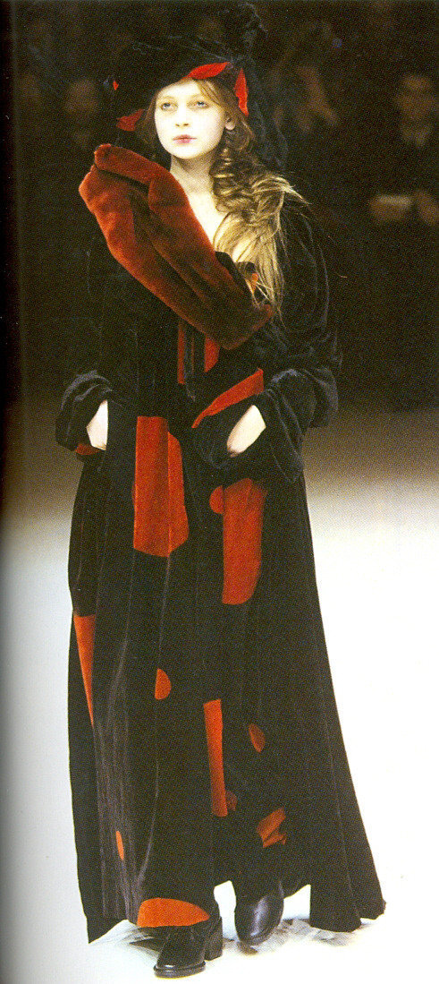 Yohji Yamamoto Autumn/Winter 1999 ​​​