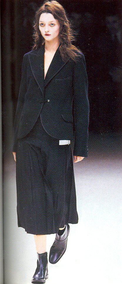 Yohji Yamamoto Autumn/Winter 1999 ​​​