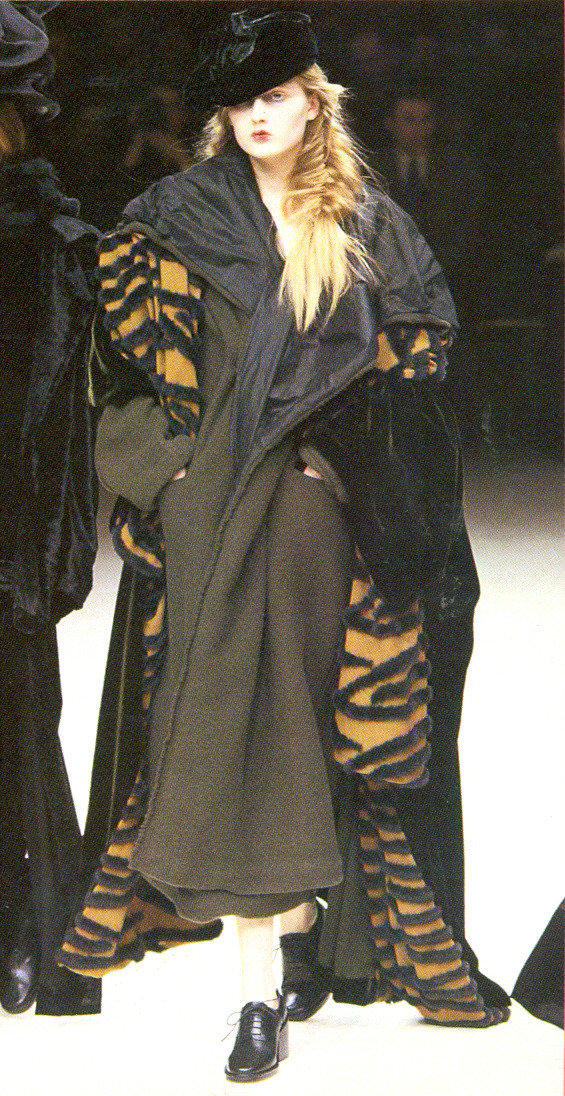 Yohji Yamamoto Autumn/Winter 1999 ​​​