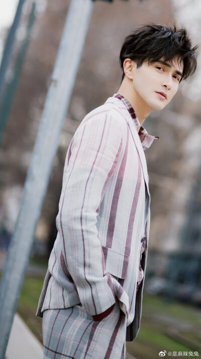 【湛谌】高甜甜什么样子都好看♡你是第三种绝色