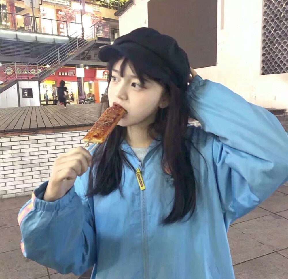 真人女头(图源各处侵权致歉) 关注"伊雯宝贝",日常更新头像,背景图
