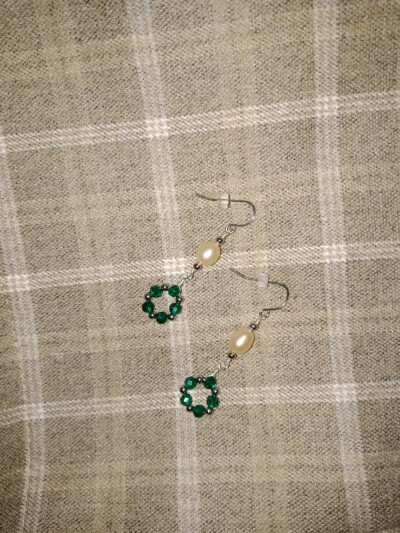 春天戴的小耳环