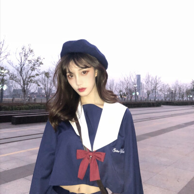 ins风女头头像部位女头
原图来源惟baby-
二转注明来源