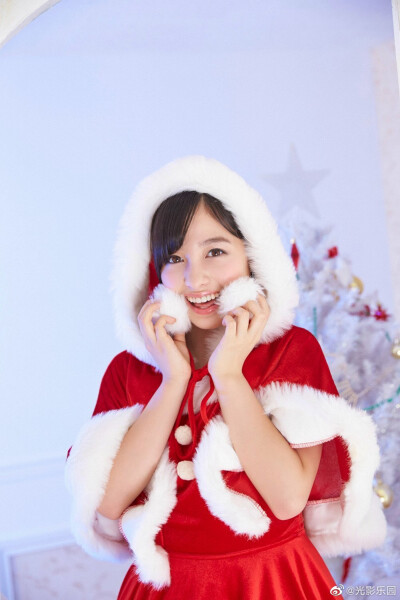 桥本环奈 2014年写真集《[YS Web] 2014-12-10 Vol.630 Kanna Hashimoto 橋本環奈》 ​​​