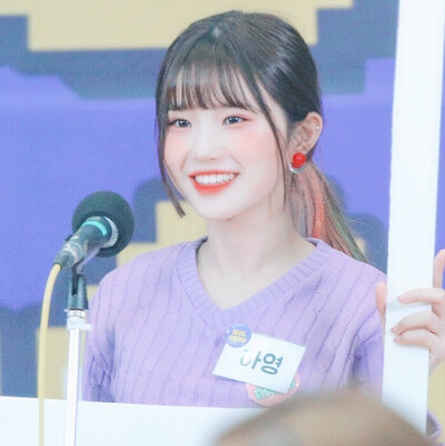 原来你对我的热情也是假装的
站子©️B329_91
©️girl group cd
©️Ctofromis9_ 0124