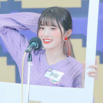 原来你对我的热情也是假装的
站子©️B329_91
©️girl group cd
©️Ctofromis9_ 0124