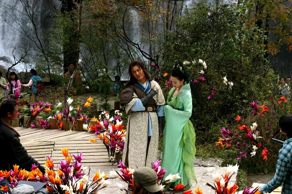 神雕侠侣 黄晓明 饰 杨过 傅淼&nbsp;饰&nbsp;公孙绿萼