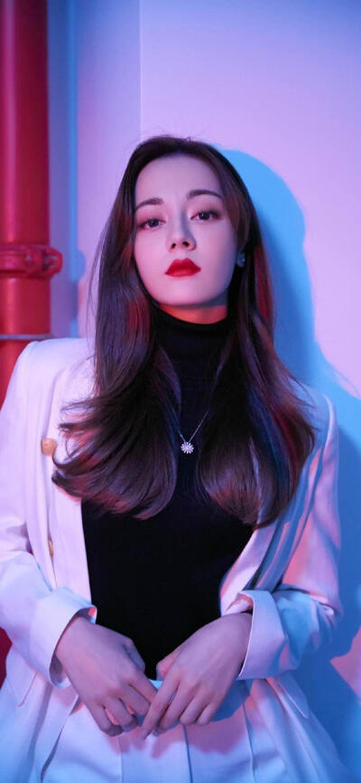 迪丽热巴壁纸