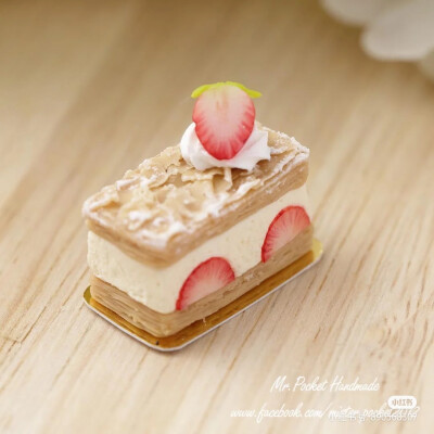 小红薯@口袋先生的黏土小食堂
黏土食玩