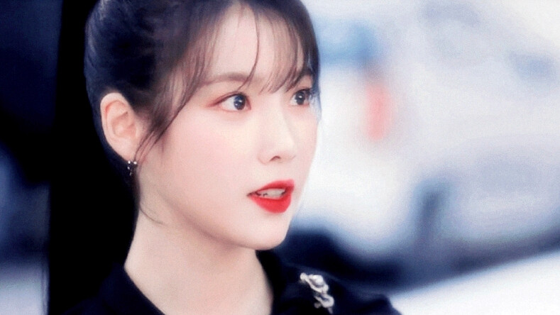 "天亮以后,不管雨是否还在下,我们都收拾好自己,带