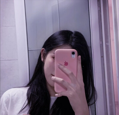 头像
给你们分享一个美女
来源快手：神 明 _