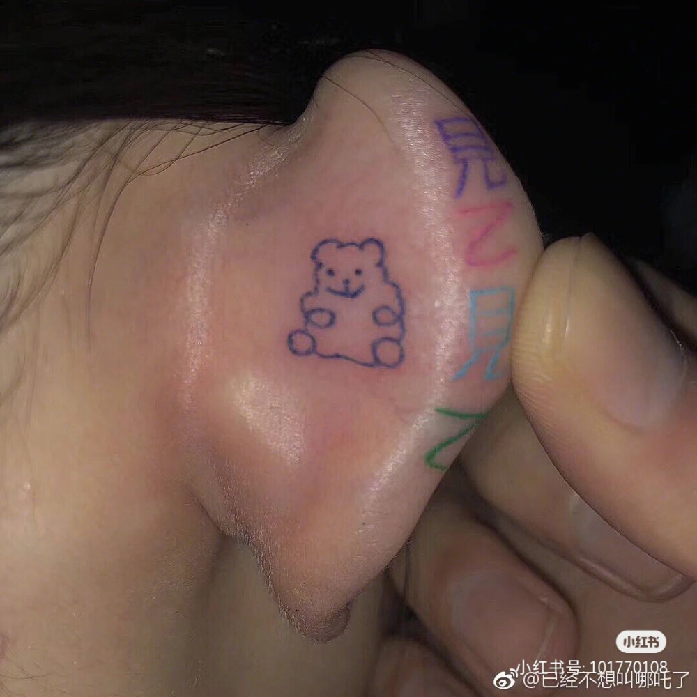 耳朵可爱小纹身