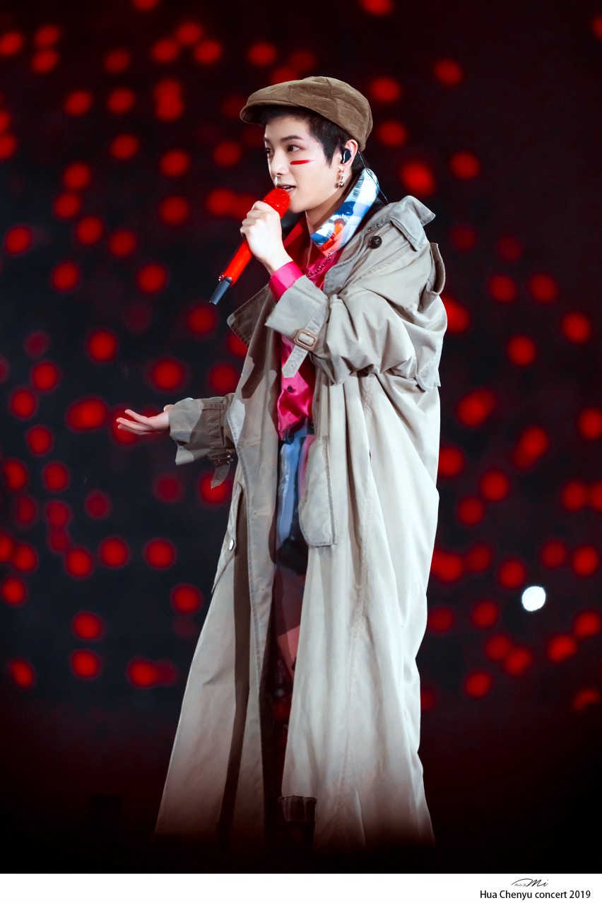 华晨宇 高清壁纸