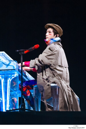 华晨宇 高清壁纸