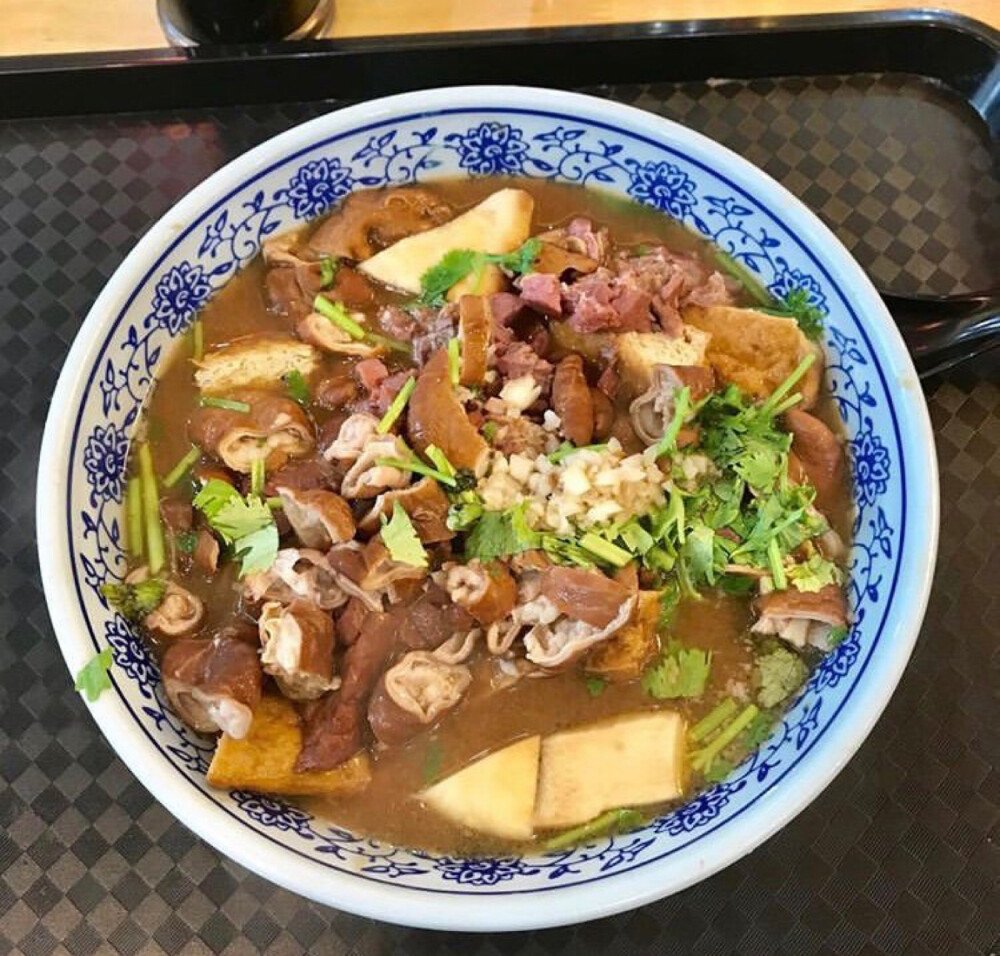 食图（老北京卤煮）