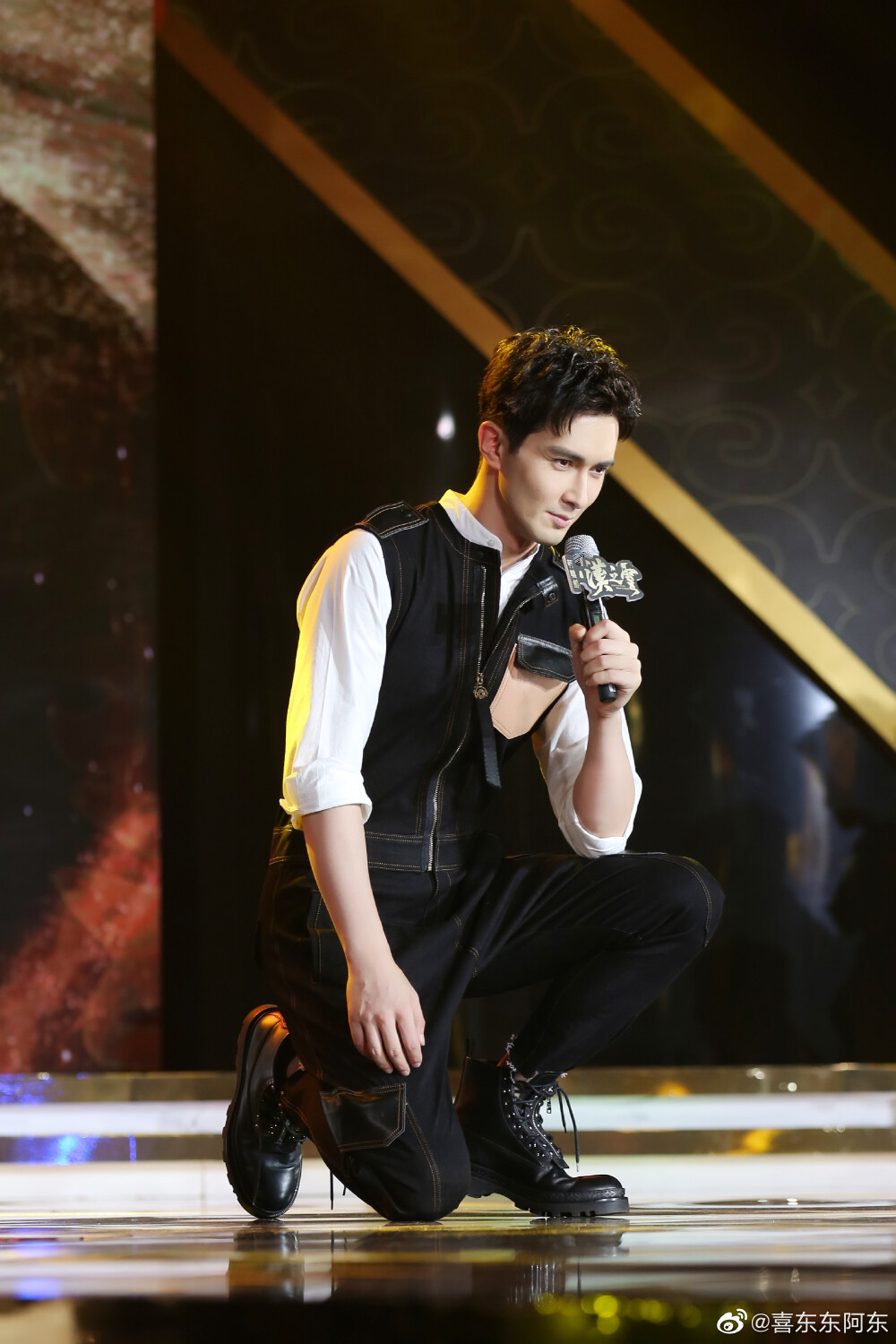 【湛谌】甜甜呀 我只希望你可以一直开心 有很多难过 我未曾知晓 可仅是我知道的那一点点我错过的你轻描淡写的过往曾经 都让我心疼得默默揪心