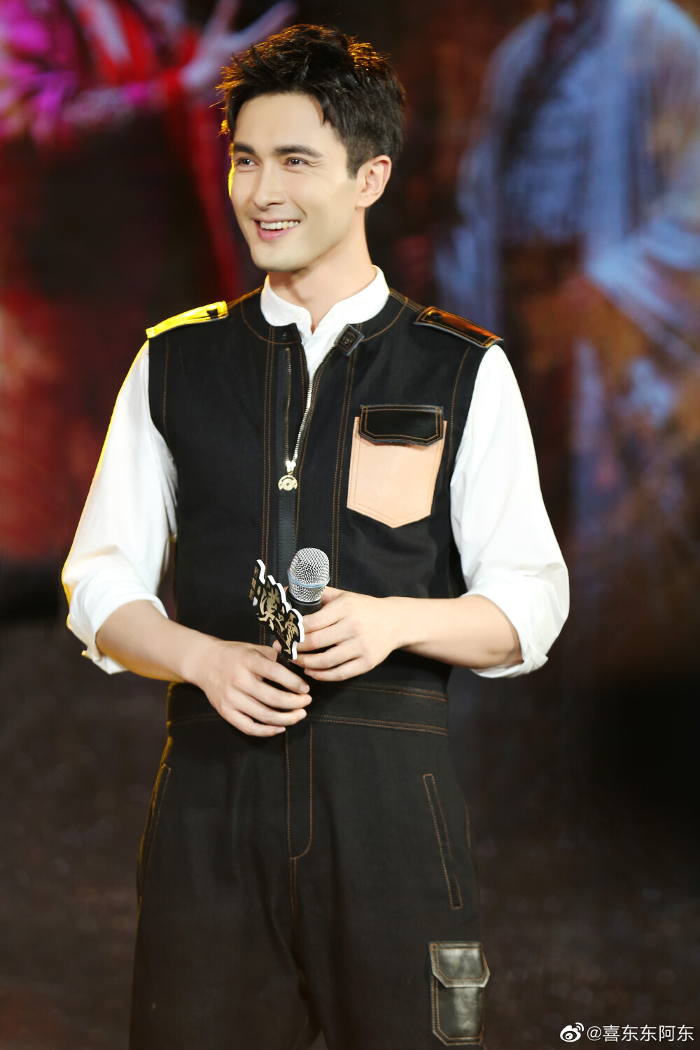 【湛谌】甜甜呀 我只希望你可以一直开心 有很多难过 我未曾知晓 可仅是我知道的那一点点我错过的你轻描淡写的过往曾经 都让我心疼得默默揪心