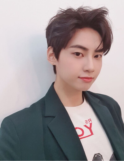 自截
李镇赫
抱图点赞收藏