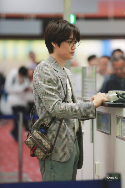 金钟仁机场图。
©LOGO。