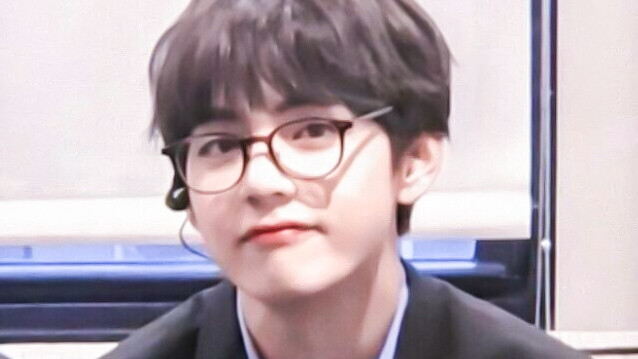 金泰亨橙光素材 素质拿图