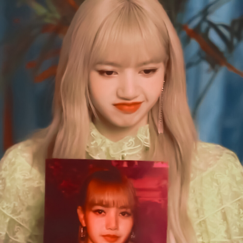 Lisa头像（不要二改微博博主的图）
©原郁芽卷